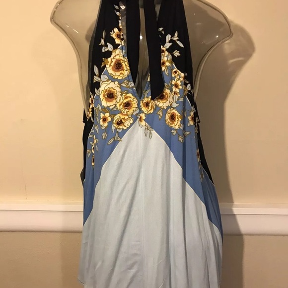 Free People - Picture 3 of 3